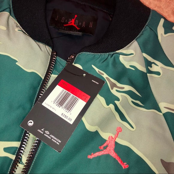 Nike Air Jordan City of Flight Jacket Size L - Picture 5 of 9